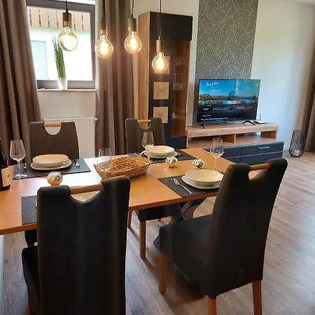 Moderne In Nahe Skigebiet Winterberg